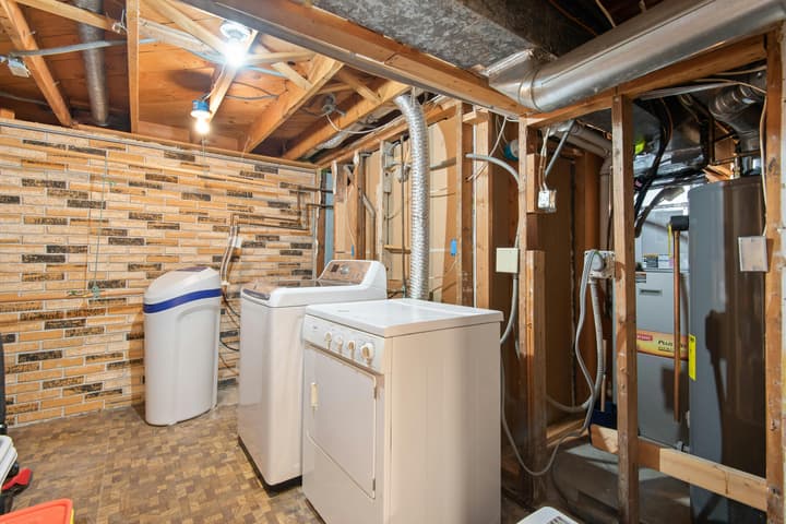 How to Clean Dryer Duct Vent: Step By Step Guide