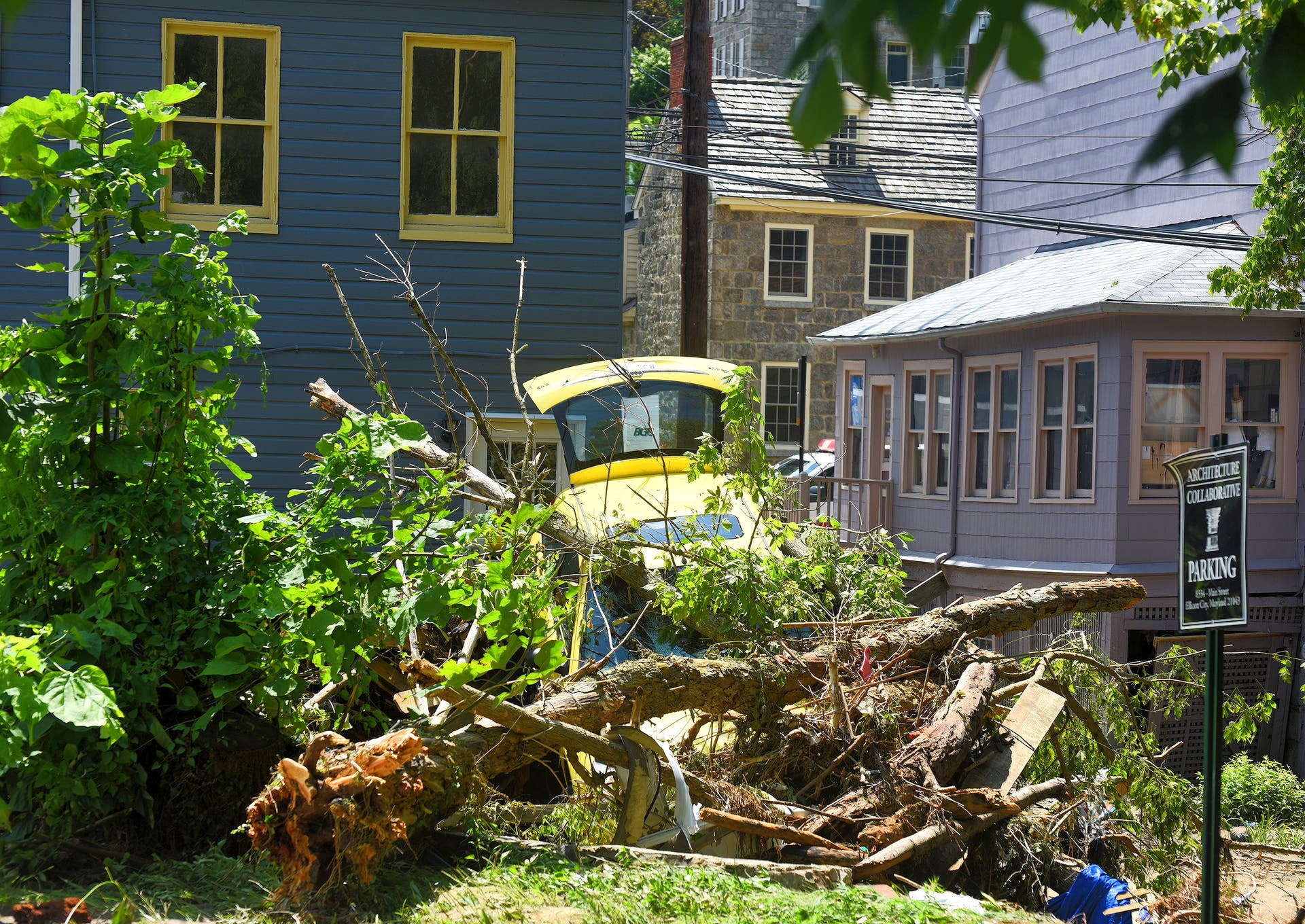 SERVPRO deploys Disaster Recovery Team to Assist in Storm Cleanup Across Southeast Coast